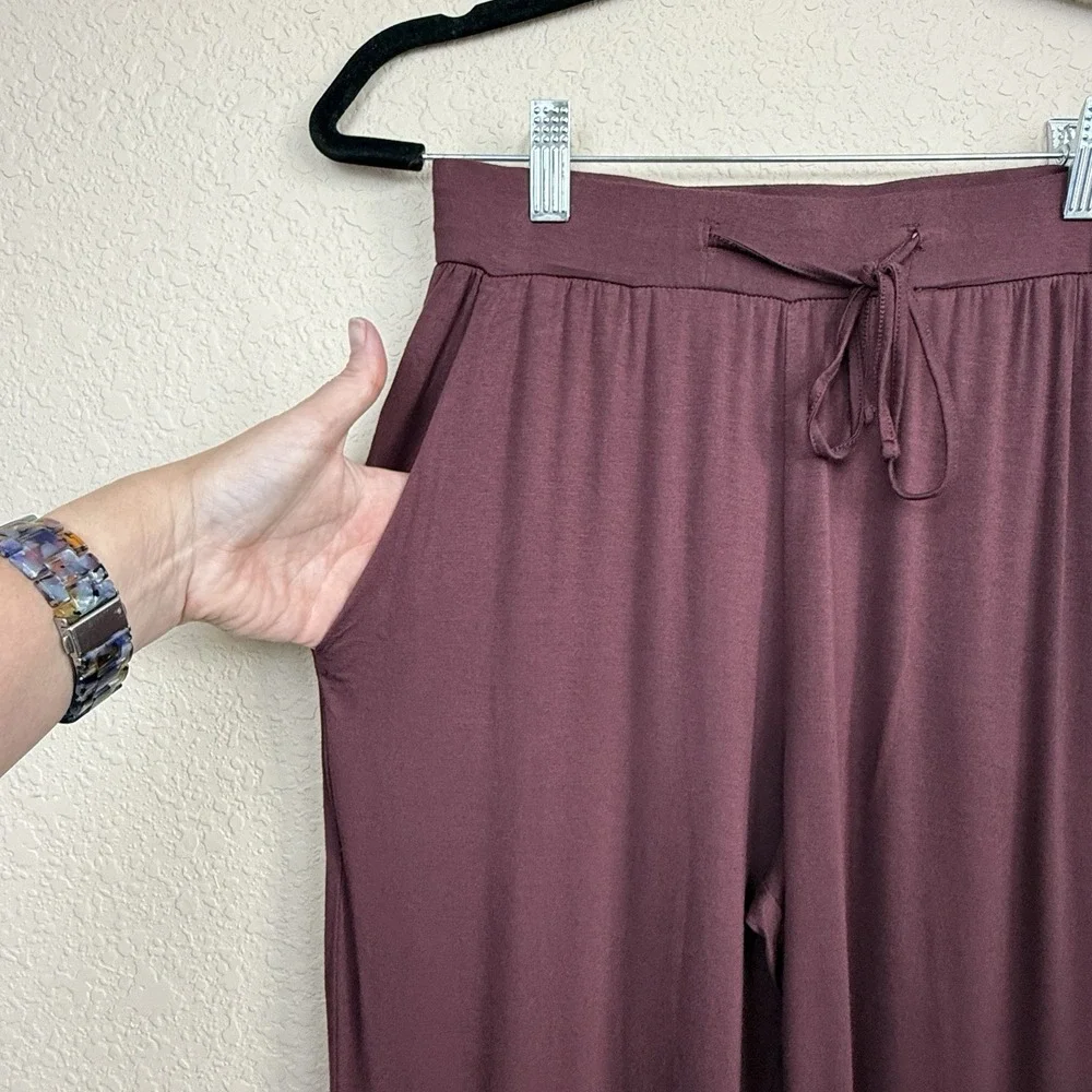 Cozy Earth Womens Bamboo Viscose Pajama Set Maroon Button Front Pockets Soft XS
